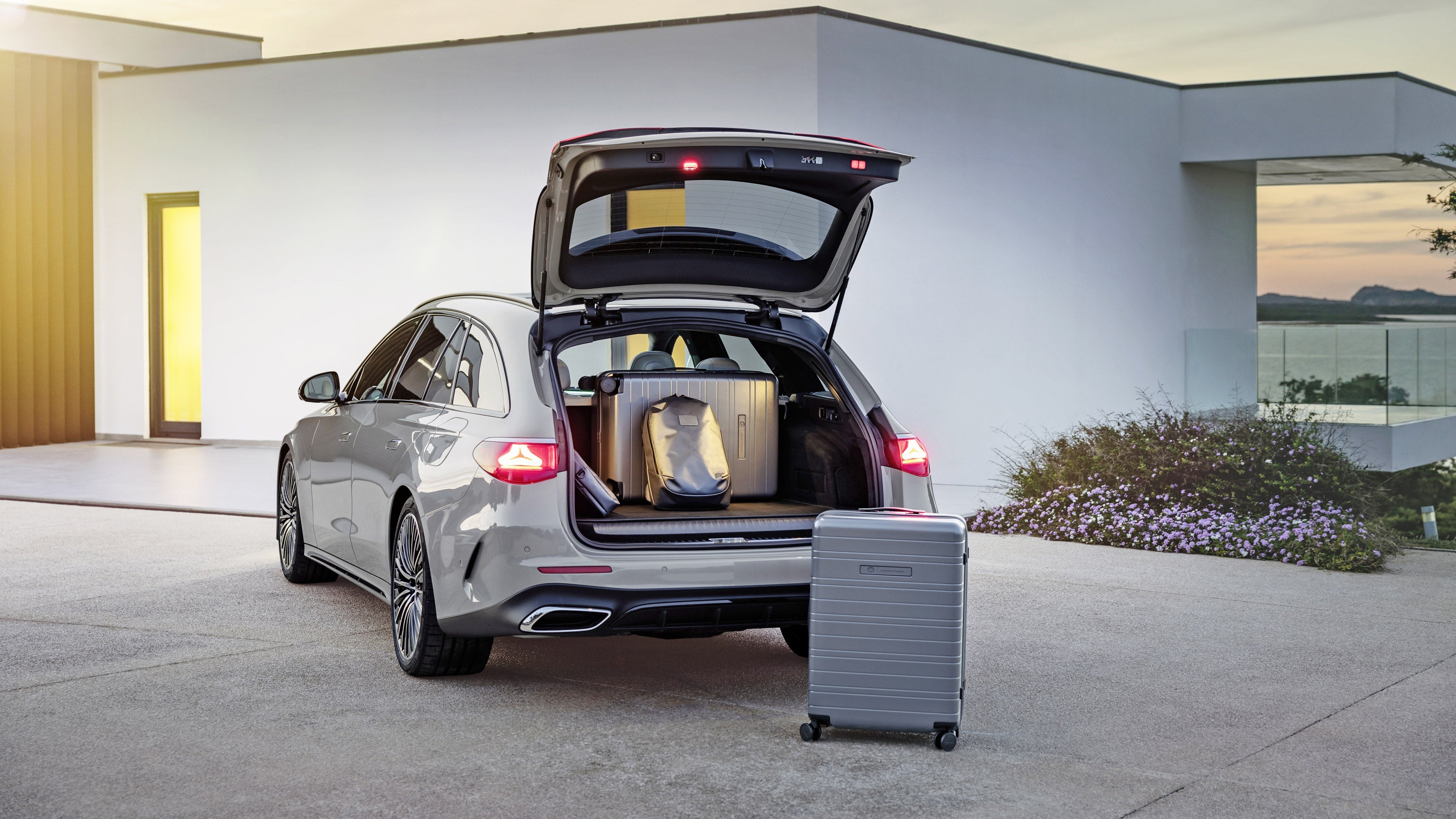 2023 Mercedes E-Class Estate - boot open