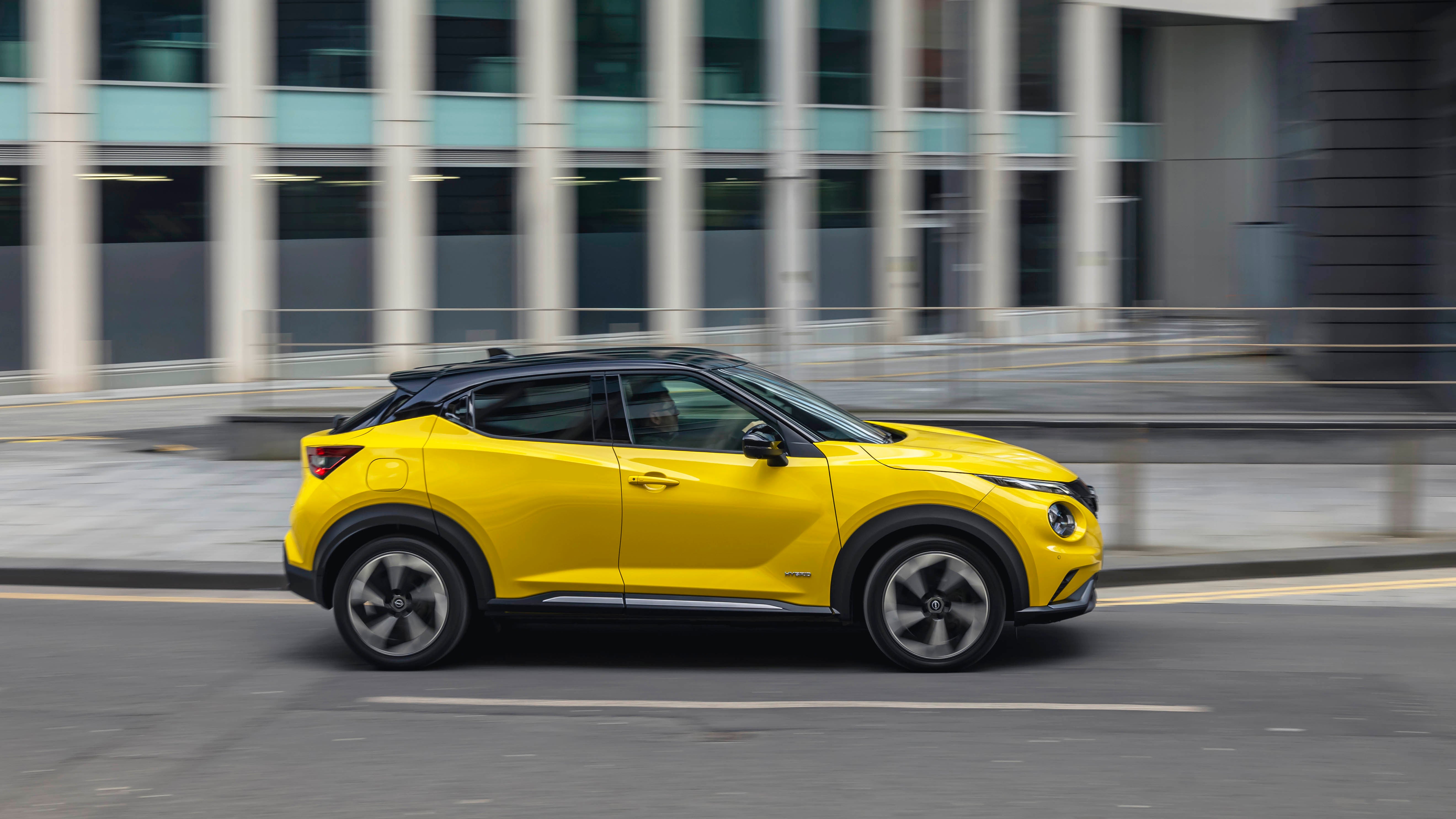 Nissan Juke driving side view