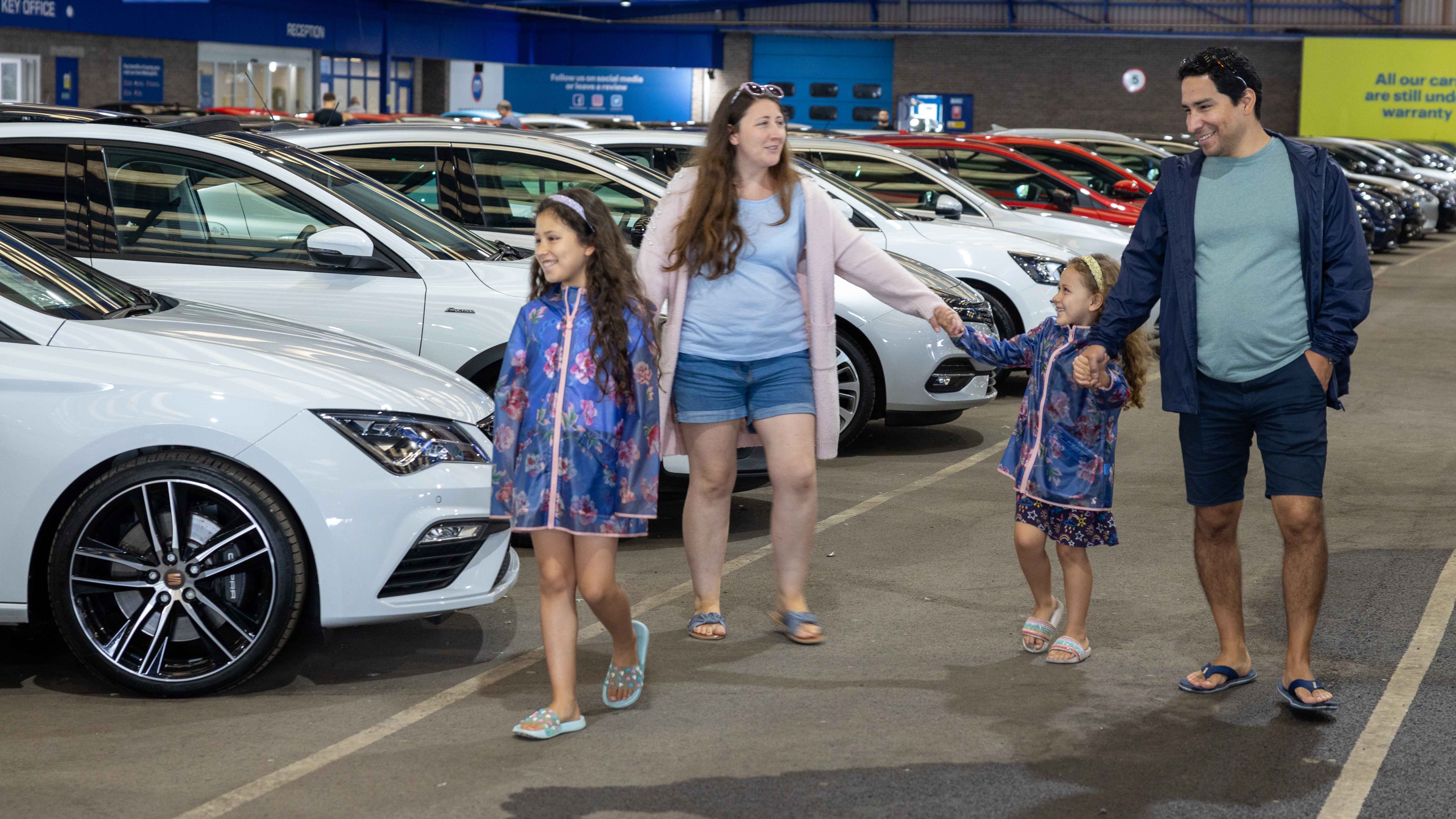 Buying a used car – the complete guide - Motorpoint