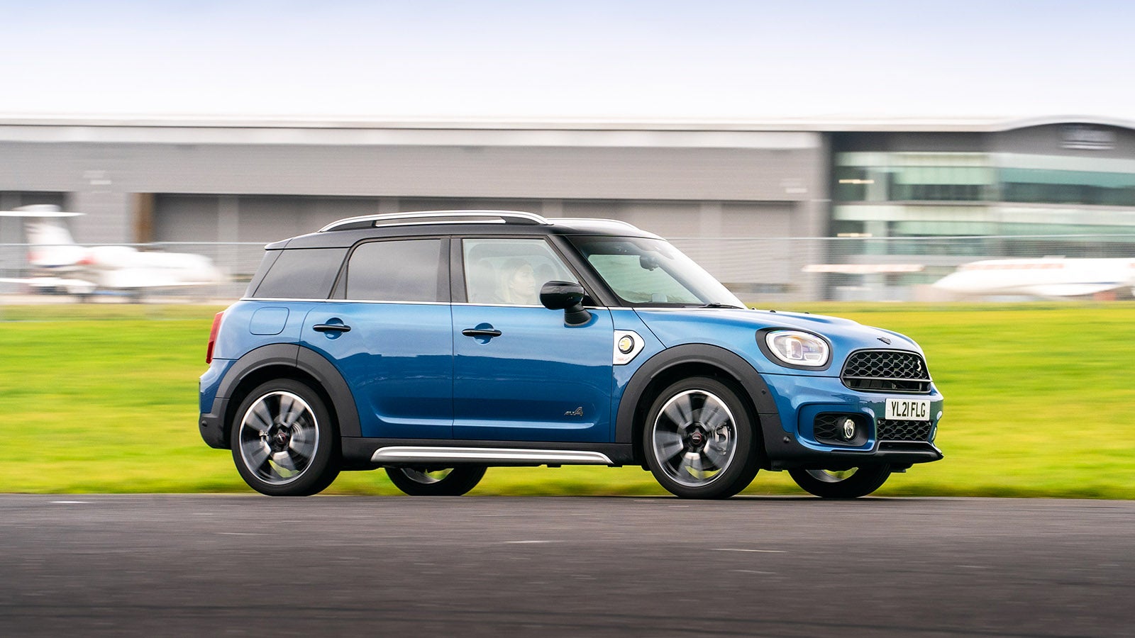 Mini Countryman review front three quarter